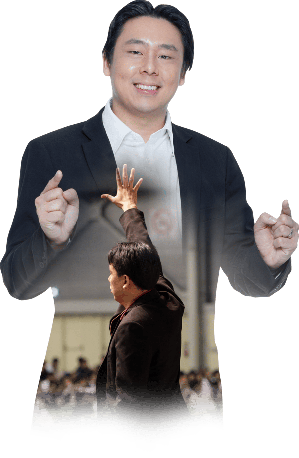 Professional profile picture of Adam Khoo smiling